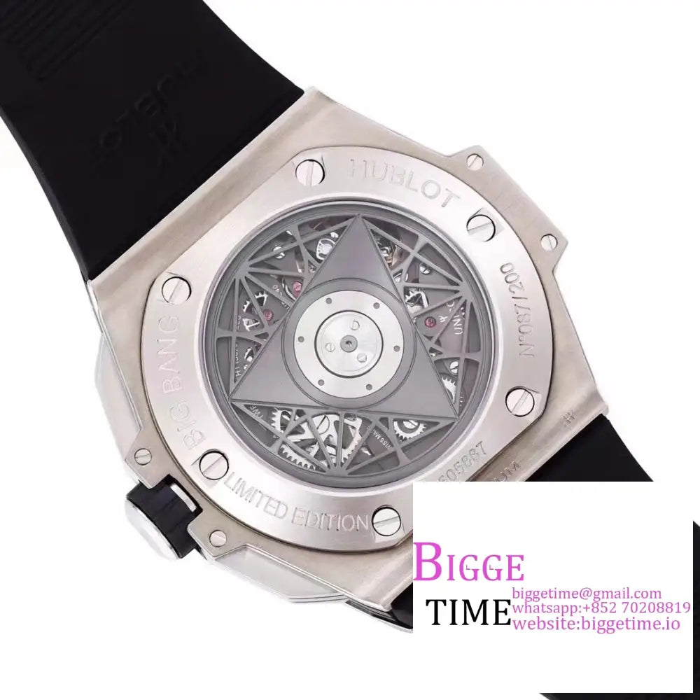 Big Bang Sang Bleu Ii Chrono 45Mm White Dial Rubber Strap Bbf A1240 Hublot