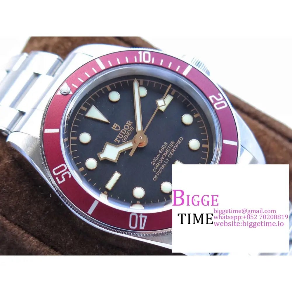 Black Bay 41Mm Red Bezel Dial Ss Bracelet Zf A2824 Tudor