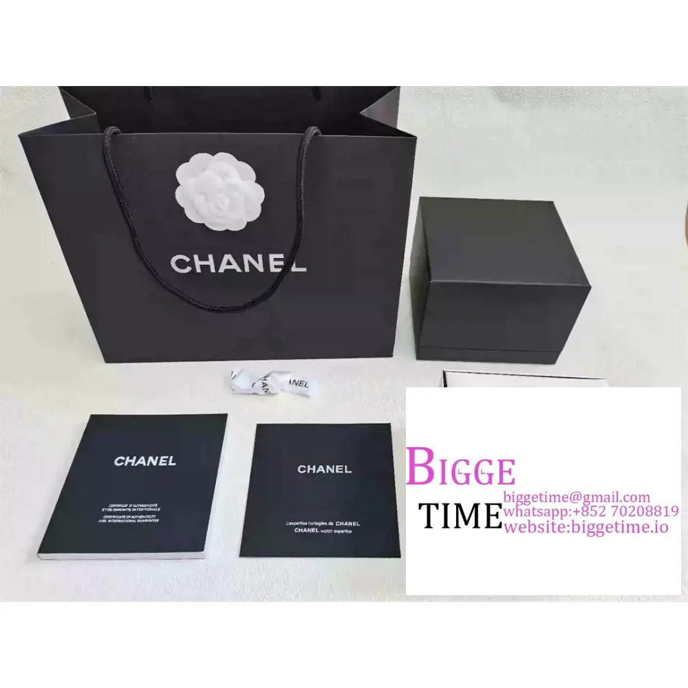 Chanel Box