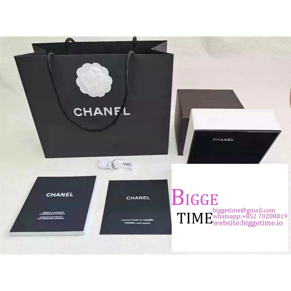 Chanel Box