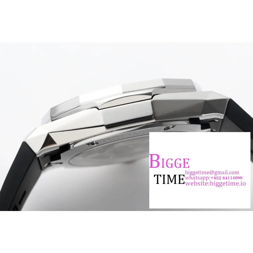 Classic Fusion 42Mm Black Dial Rubber Strap Apsf A1110 Hublot