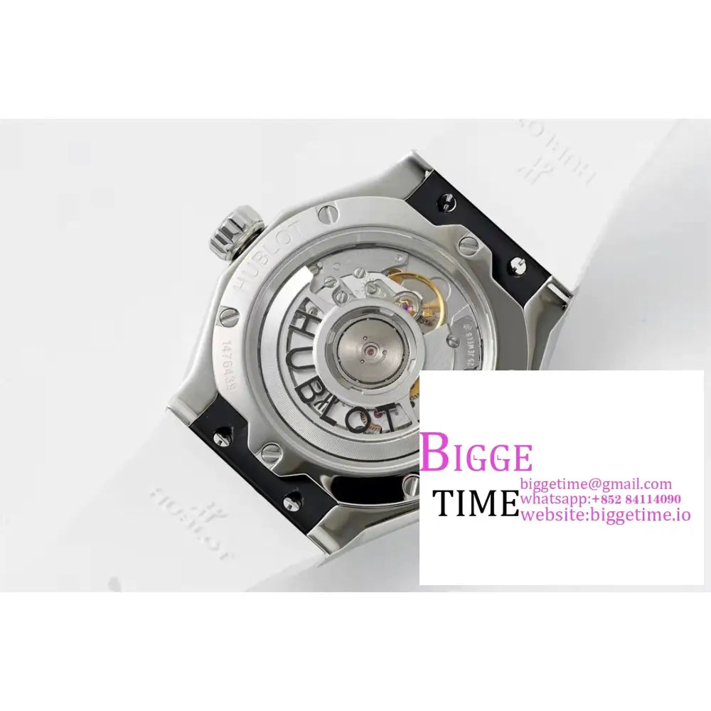 Classic Fusion 40Mm White Dial Rubber Strap Apsf A1110 Hublot