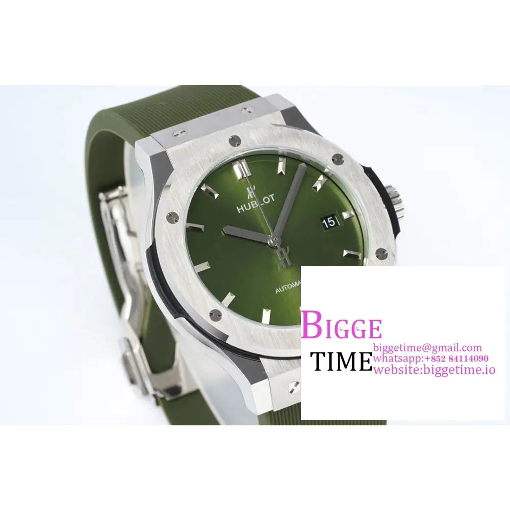 Classic Fusion 42Mm Green Dial Rubber Strap Jj + F A1110 Hublot