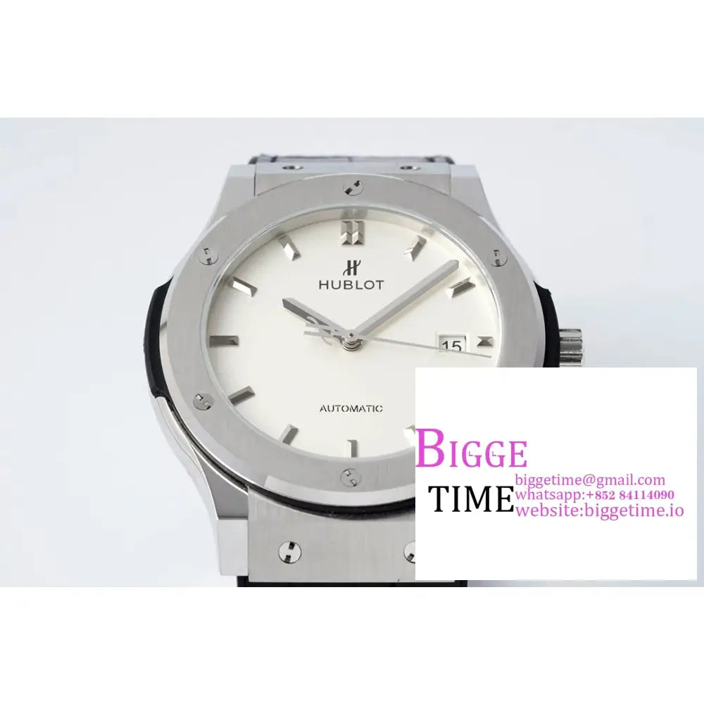 Classic Fusion 42Mm White Dial Black Rubber Strap Jj + F A1110 Hublot