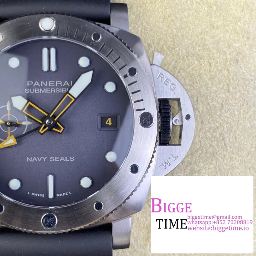 Pam1323 44Mm Submersible Gmt Gradient Grey Dial Black Rubber Strap Vsf P9000 Panerai