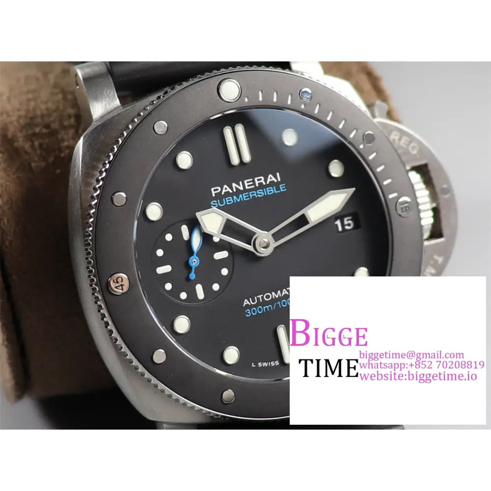 Pam683 42Mm Submersible Black Dial Rubber Strap Vsf P9001 Panerai