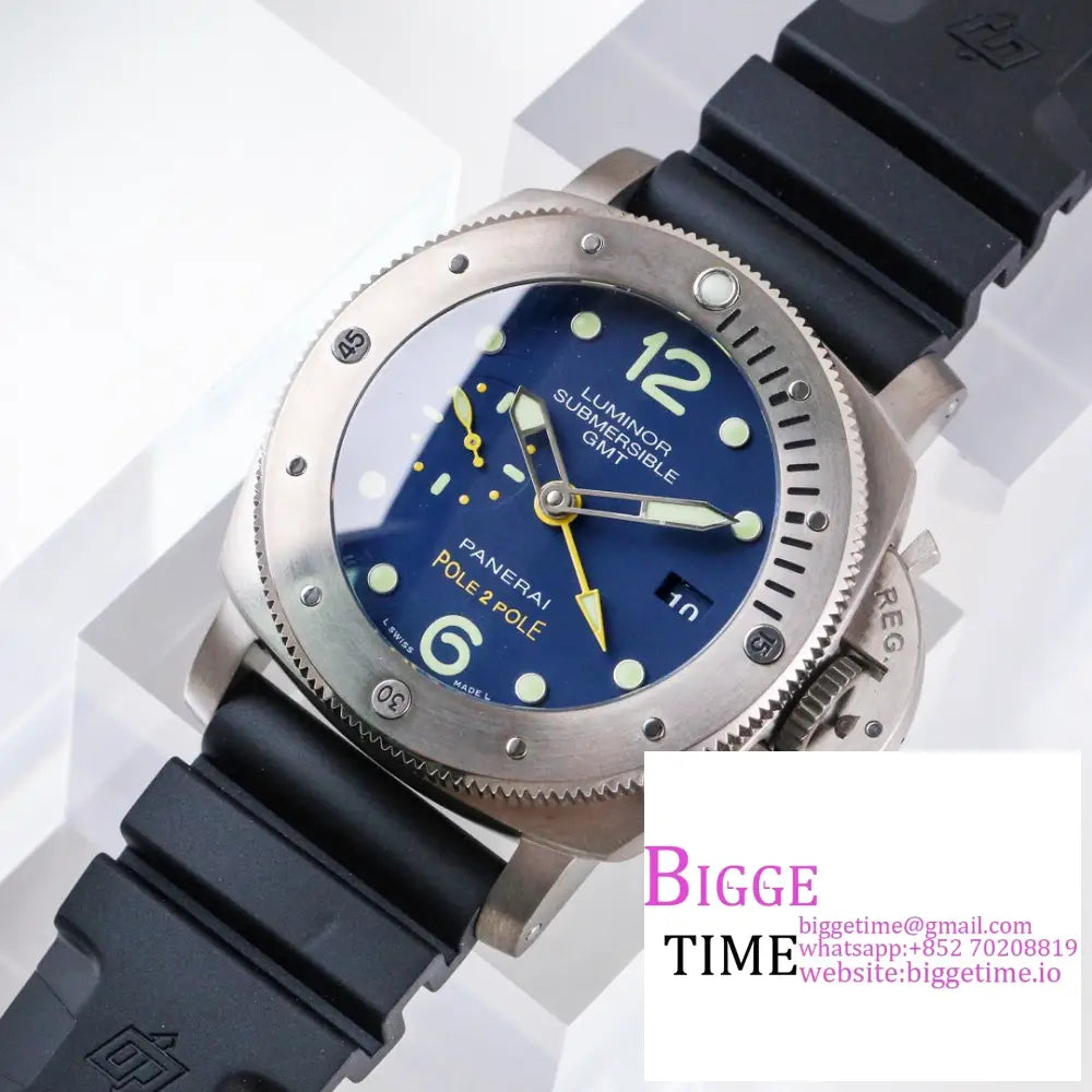 Pam719 47Mm Submersible Gmt Blue Dial Black Rubber Strap Vsf P9001 Panerai