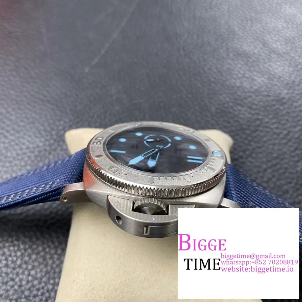 Pam985 47Mm Submersible Mike Horn Titanium Black Dial Blue Nylon Strap Vsf P9000 Panerai