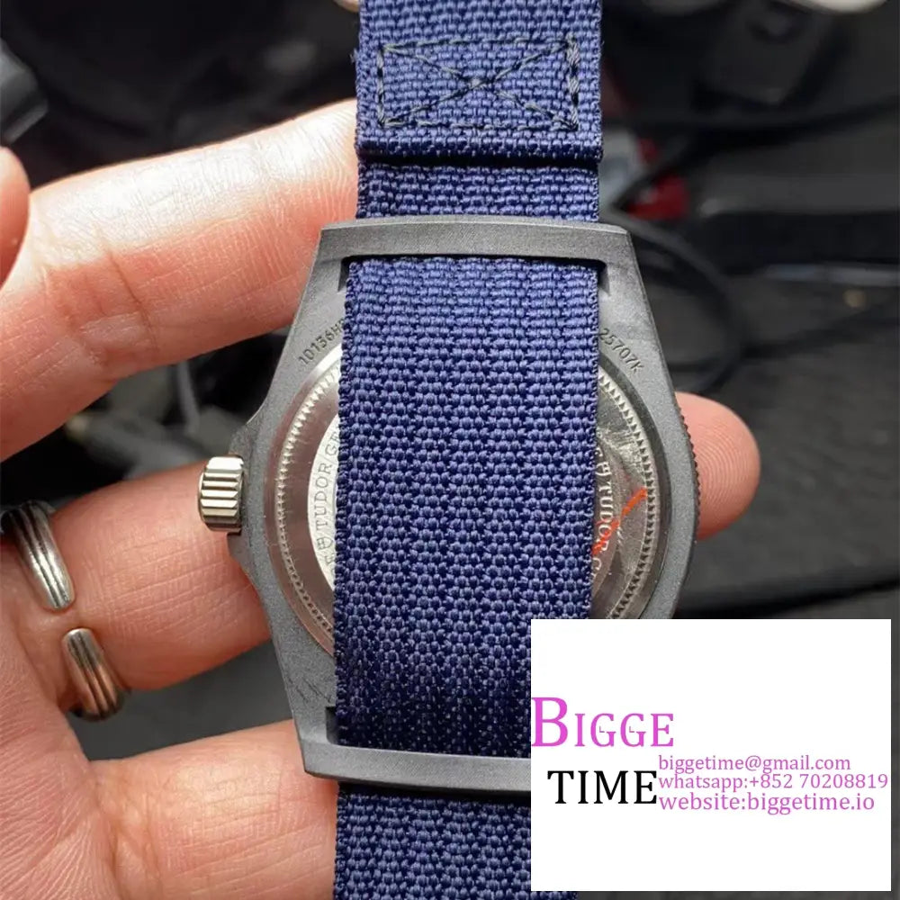 Pelagos 42Mm Carbon Blue Dial Red Hand Nylon Strap M + 8N-24 Tudor