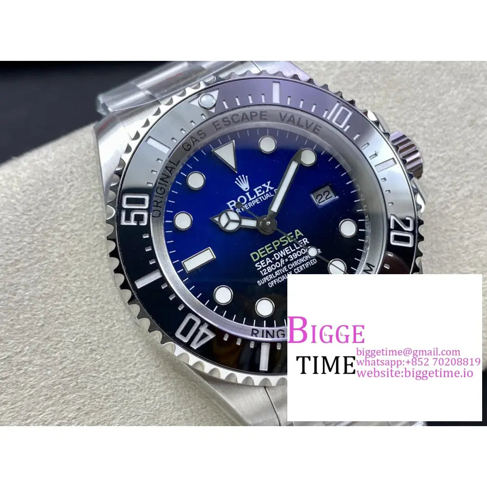 Sea Dweller 44Mm 126660 Gradiant Blue Dial Ss Bracelet Csf Vr3235 Rolex