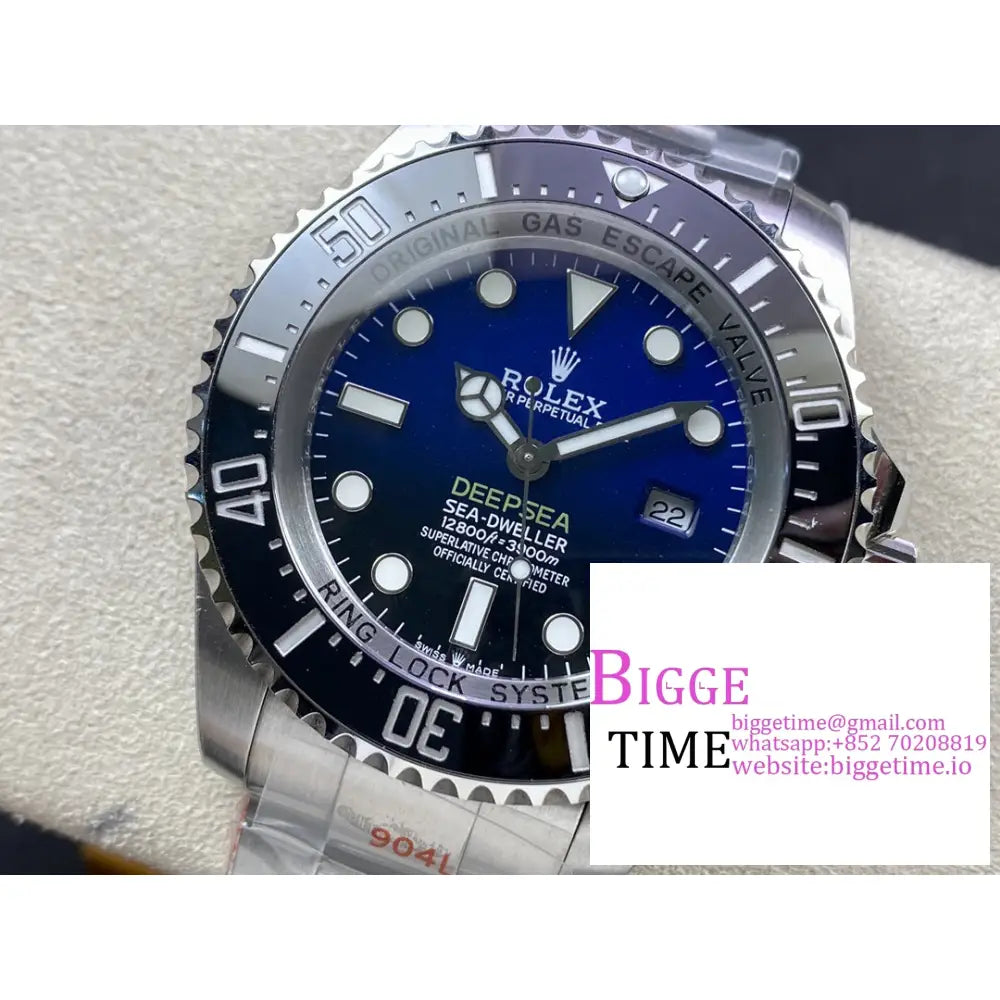 Sea Dweller 44Mm 126660 Gradiant Blue Dial Ss Bracelet Csf Vr3235 Rolex