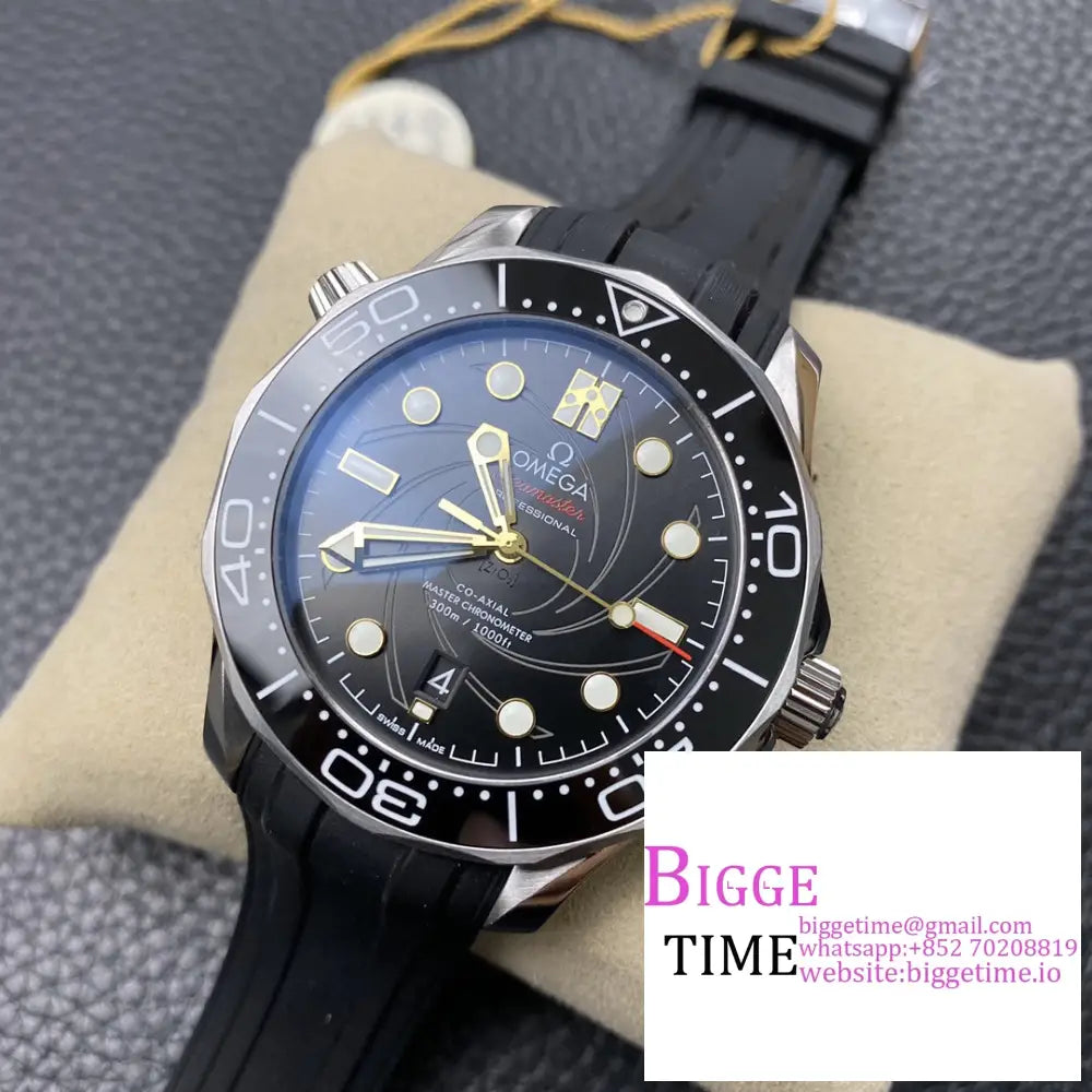 Seamaster Diver 300M 007 James Bond 42Mm Ceramic Black Dial Rubber Strap Vsf A8800 Omega