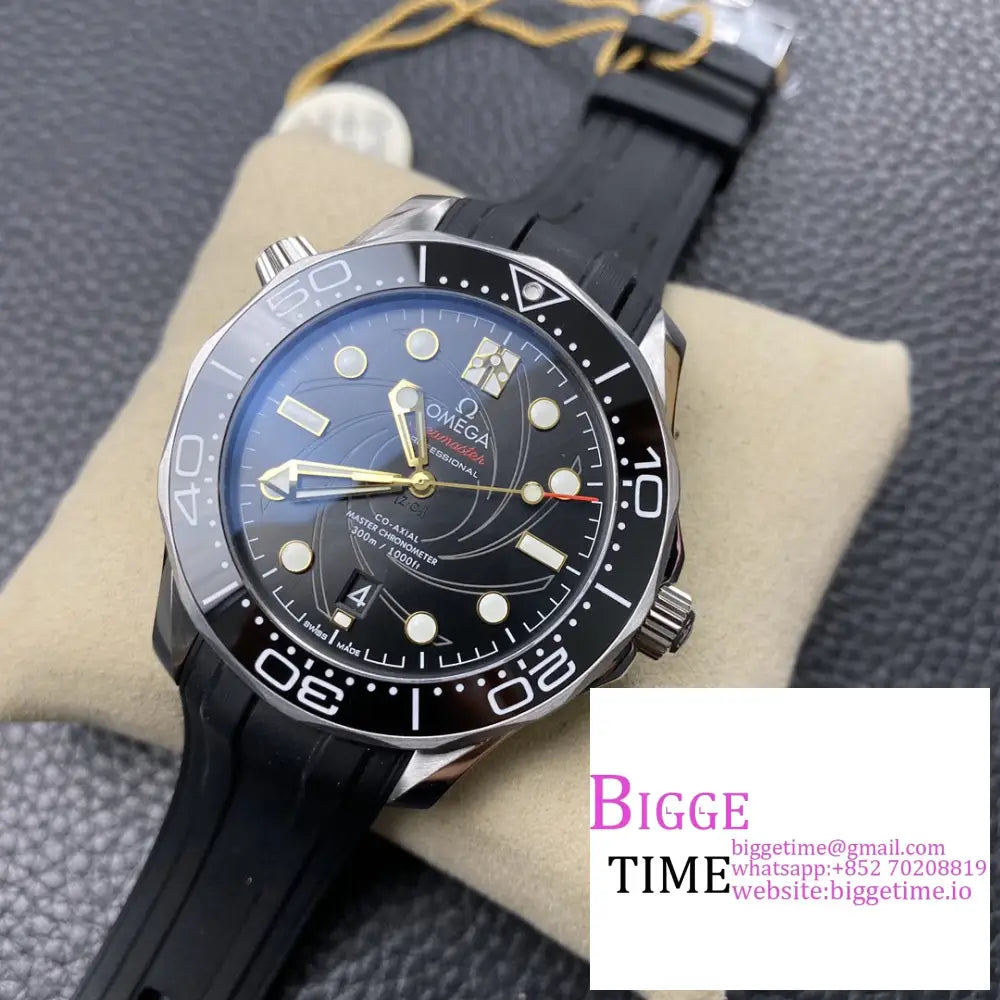 Seamaster Diver 300M 007 James Bond 42Mm Ceramic Black Dial Rubber Strap Vsf A8800 Omega