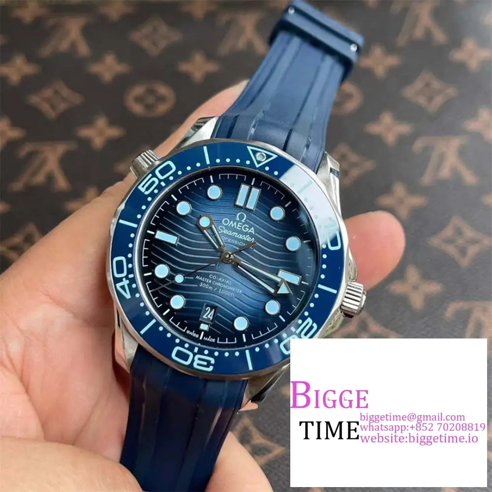 Seamaster Diver 300M 42Mm Summer Blue Dial Rubber Strap Vsf A8808 Omega