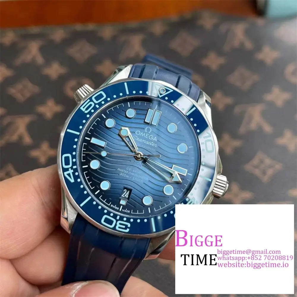 Seamaster Diver 300M 42Mm Summer Blue Dial Rubber Strap Vsf A8808 Omega