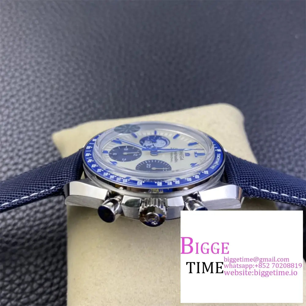 Speedmaster 42Mm Moonwatch Professional ??Silver Snoopy Award?? 50Th Anniversary Blue Rubber Strap