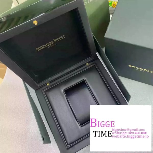 Audemars Piguet New Green Wooden Watch Box - Image 2