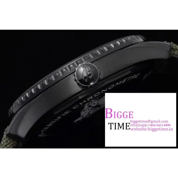 Breitling 41mm Navitimer 8 Black Steel Green Dial Green Nylon Strap TF A2824 - Image 6