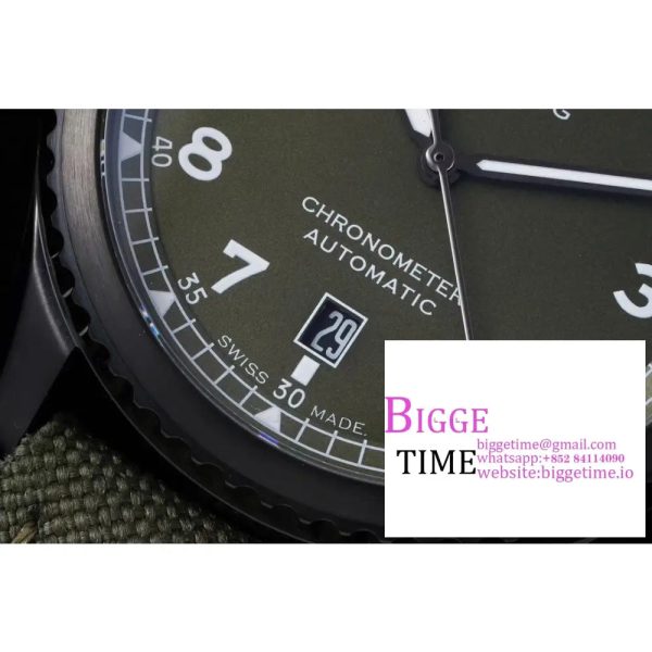 Breitling 41mm Navitimer 8 Black Steel Green Dial Green Nylon Strap TF A2824 - Image 4