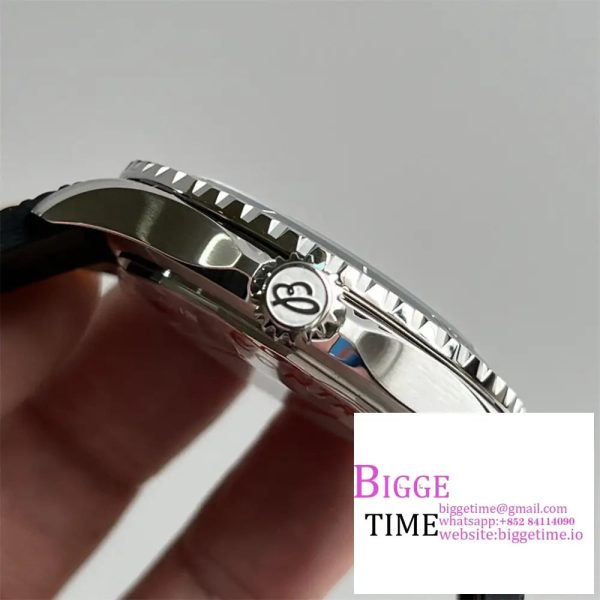 Breitling 44mm SUPEROCEAN Ceramic Black Dial Black Rubber Strap TF A2824 - Image 6