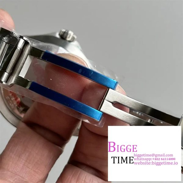 Breitling 44mm SUPEROCEAN Ceramic Tiffany Blue Dial SS Bracelet TF A2824 - Image 7