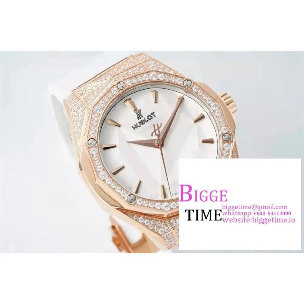 Classic Fusion 40mm All Diamond Bezel RG White Dial White Rubber Strap APSF A1110 - Image 3