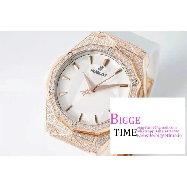 Classic Fusion 40mm All Diamond Bezel RG White Dial White Rubber Strap APSF A1110 - Image 2
