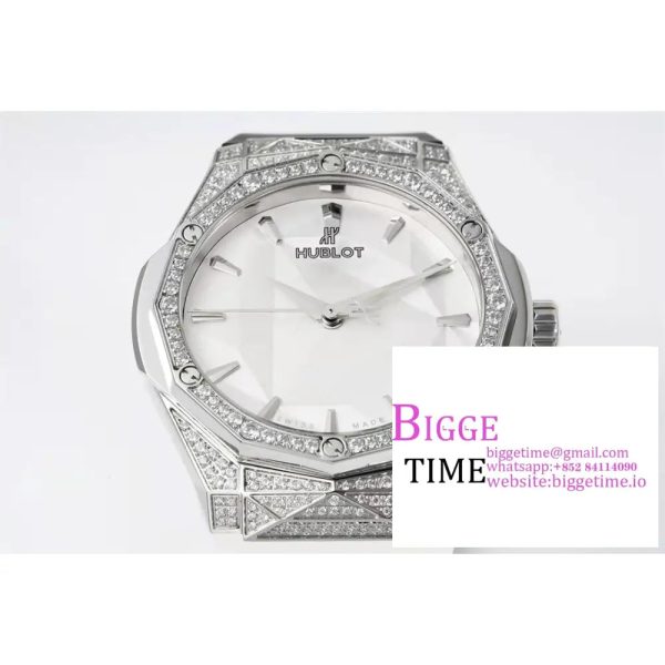 Classic Fusion 40mm All Diamond Bezel White Dial White Rubber Strap APSF A1110 - Image 3