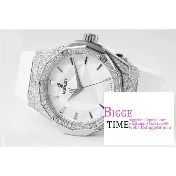 Classic Fusion 40mm All Diamond Bezel White Dial White Rubber Strap APSF A1110 - Image 5