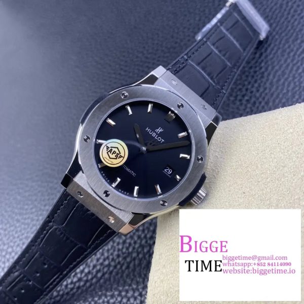 Classic Fusion 42mm Black Dial Black Leather Strap APSF A1110 - Image 4
