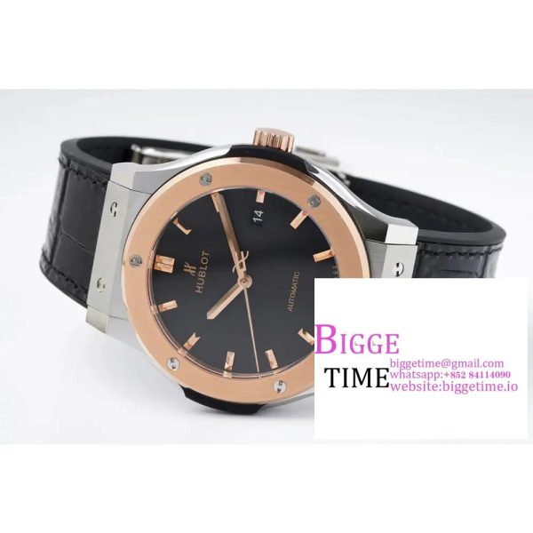 Classic Fusion 42mm RG Black Dial Black Leather Strap JJ+F A1110 - Image 4