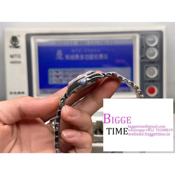 DateJust 28mm Ladies Diamond Bezel Ice Blue Dial Diamond Roma Marker Oyster Bracelet TWF A2236 - Image 8