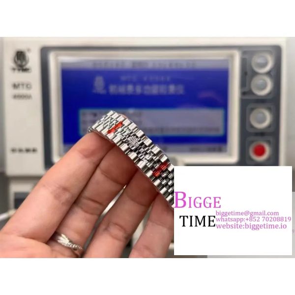 DateJust 28mm Ladies Diamond Bezel Ice Blue Dial Diamond Roma Marker Oyster Bracelet TWF A2236 - Image 7