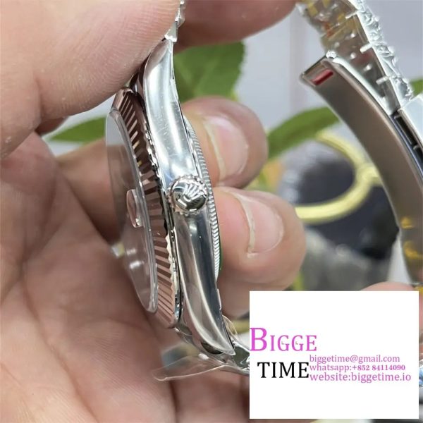 DateJust 41mm 126334 Fluted Bezel Blue Dial Jubilee Bracelet Clean Factory CF VR3235 - Image 8