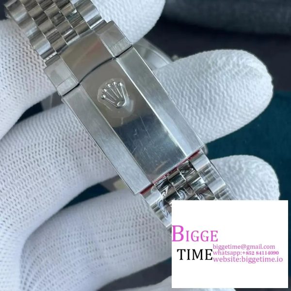 DateJust 41mm 126334 Fluted Bezel Blue Dial Roma Marker Jubilee Bracelet  VR3235 - Image 5