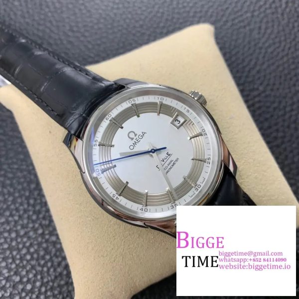 De Ville Hour Vision 41mm White/Silver Dial Black Rubber Strap VSF A8500 - Image 4