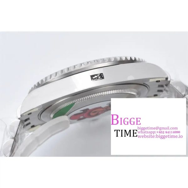 GMT-Master II 126710 BLRO Red/Blue Ceramic 904L Steel Clean Factory Best Edition on Jubilee Bracelet DD3285 CHS (New Bezel Insert) - Image 4