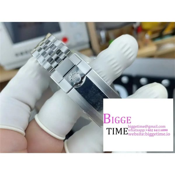GMT-Master II 126710 GRNR Black/Gray Ceramic 904L Steel Clean 1:1 Best Edition on Jubilee Strap DD3285 - Image 7