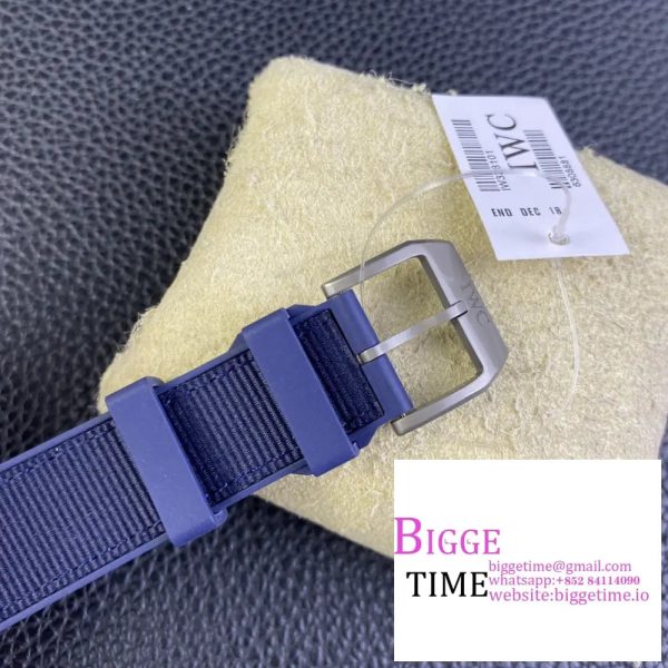 IWC Pilot Mark XVIII 40mm IW328101 Ceramic Blue Dial Blue Rubber Strap V7F A2892 - Image 8