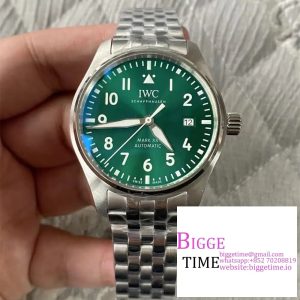 IWC Pilot Mark XX 40mm IW328206 Green Dial SS Bracelet V7F A2892