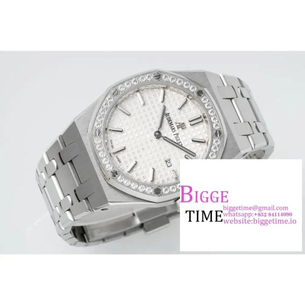 Lady Royal Oak 33mm SS ZF 1:1 Best Edition White Dial Diamonds Bezel on SS Bracelet Swiss Quartz - Image 6