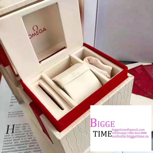 Omega Gift Box - Image 6