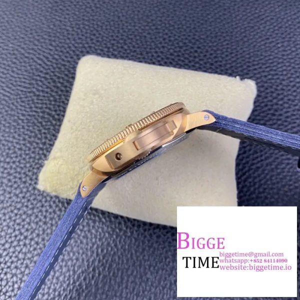 PAM1074 Submersible QuarantaQuattro Bronze VSF 1:1 Best Version Blue Dial on Leather Strap P900 - Image 4