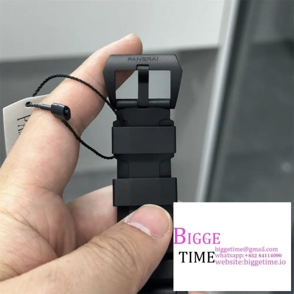 PAM960 Carbotech 42mm VSF Best Edition Black Dial Blue Markers on Rubber Strap P.9010 - Image 4