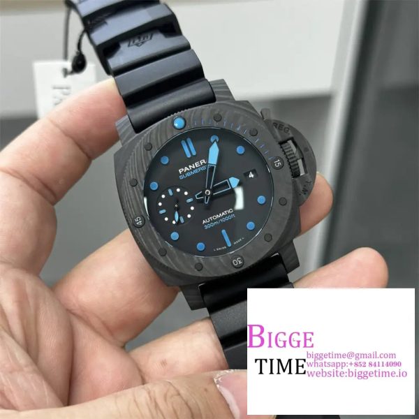 PAM960 Carbotech 42mm VSF Best Edition Black Dial Blue Markers on Rubber Strap P.9010 - Image 5