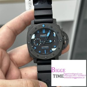 PAM960 Carbotech 42mm VSF Best Edition Black Dial Blue Markers on Rubber Strap P.9010