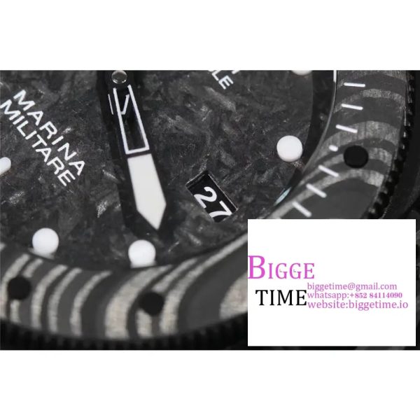 PAM979 Carbotech VSF Best Edition Carbon Dial on Rubber Strap P.9010 - Image 5