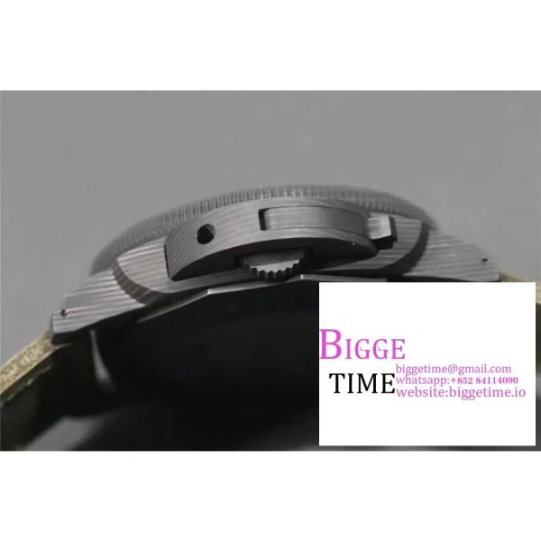 PAM979 Carbotech VSF Best Edition Carbon Dial on Rubber Strap P.9010 - Image 4