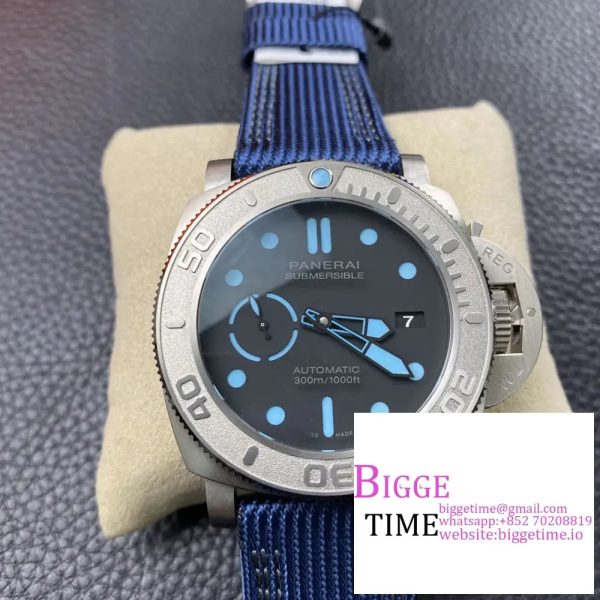 PAM985 Mike Horn Submersible VSF 1:1 Best Edition Black Dial on Blue Nylon Strap P.9010