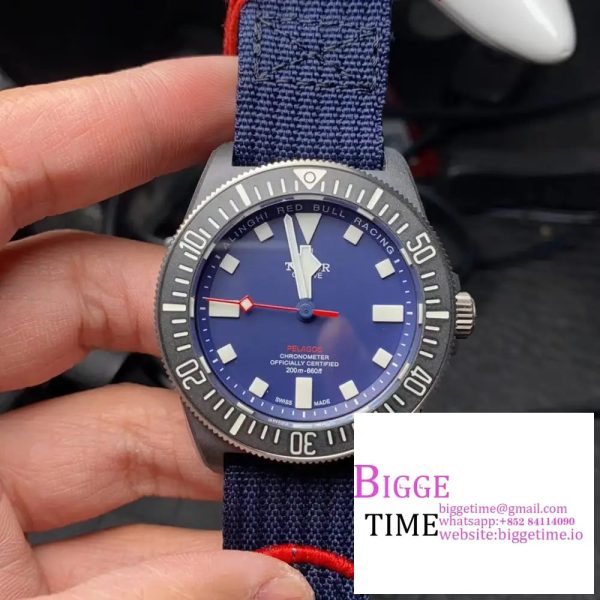 Pelagos 42mm Carbon Blue Dial Red Hand Nylon Strap M+ F